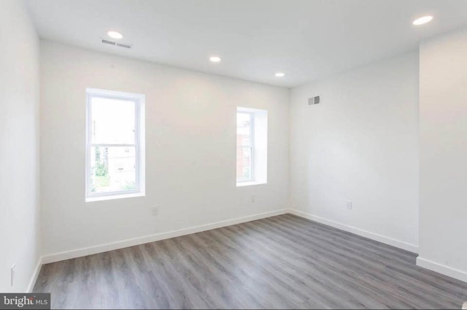 3 Beds 2 Baths - Apartment layout
