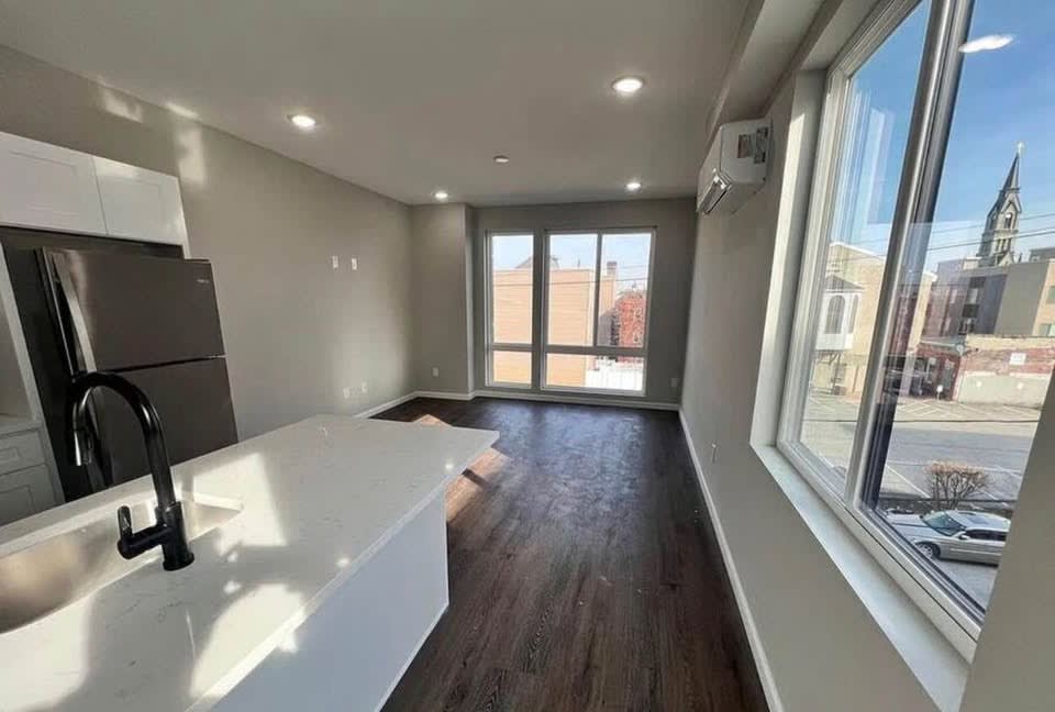 Studio 1 Bath - Apartment layout