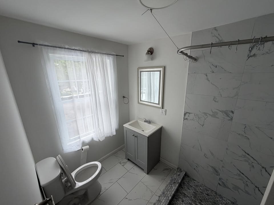 2 Beds 2 Baths Apartment layout