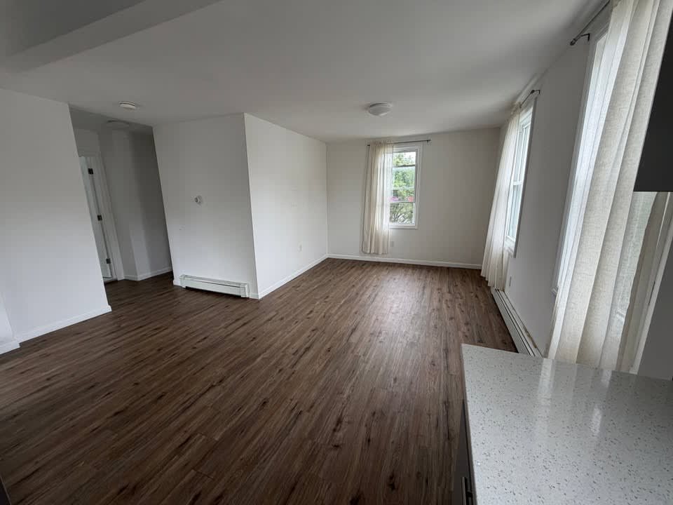 2 Beds 2 Baths Apartment