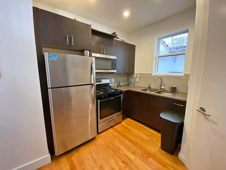 2 Beds 1 Bath Apartment interior