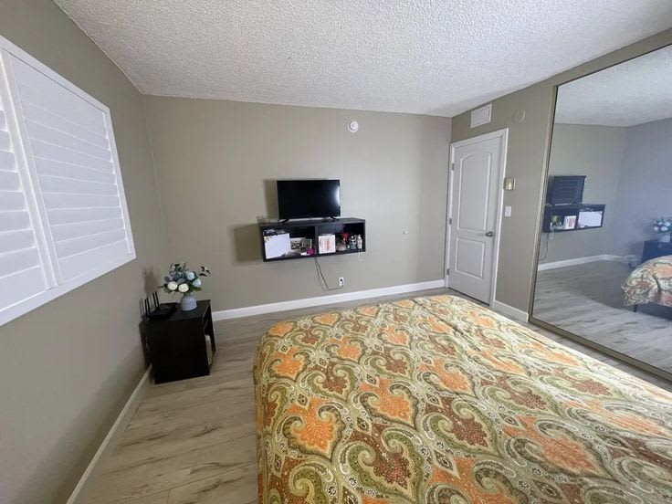 Parkside Estates Dual Suite interior