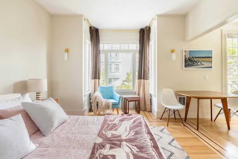 1 Bed 1 Bath Apartment layout