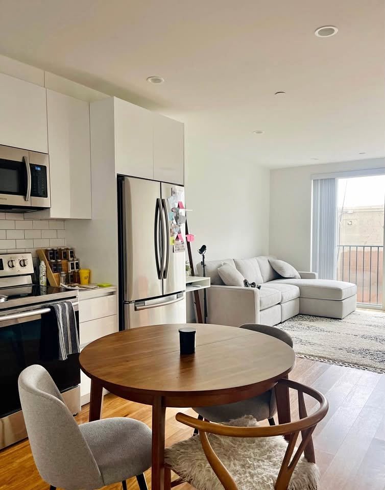 1 Bed 1 Bath Apartment layout