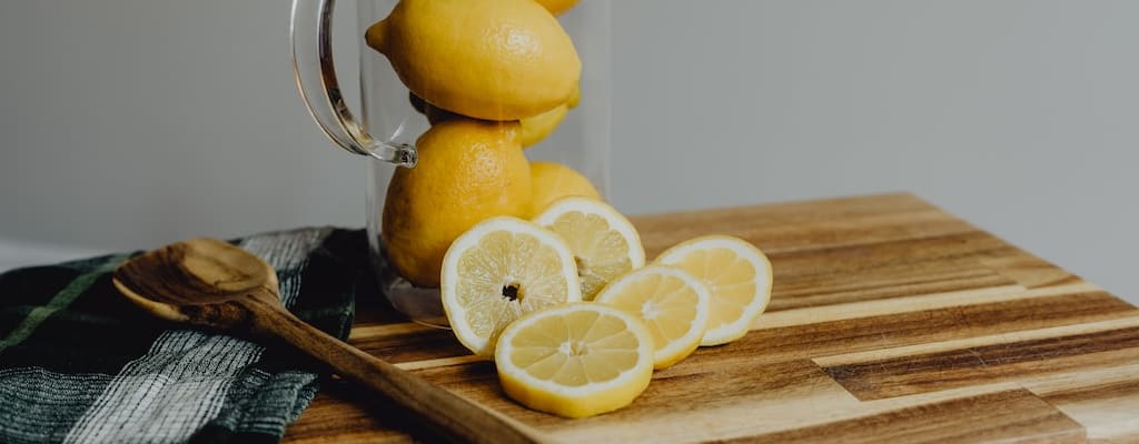 She used a lemon to trick him, disappointing his request.