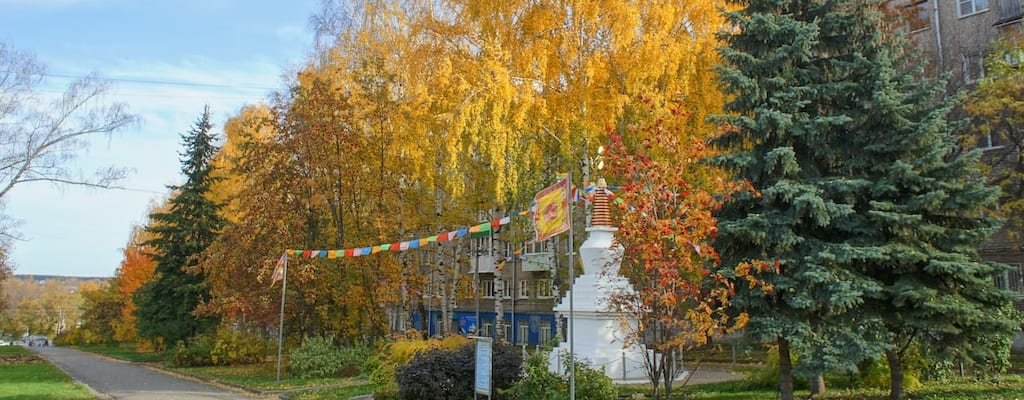 Shaking the pagoda tree brings fortune and abundance.