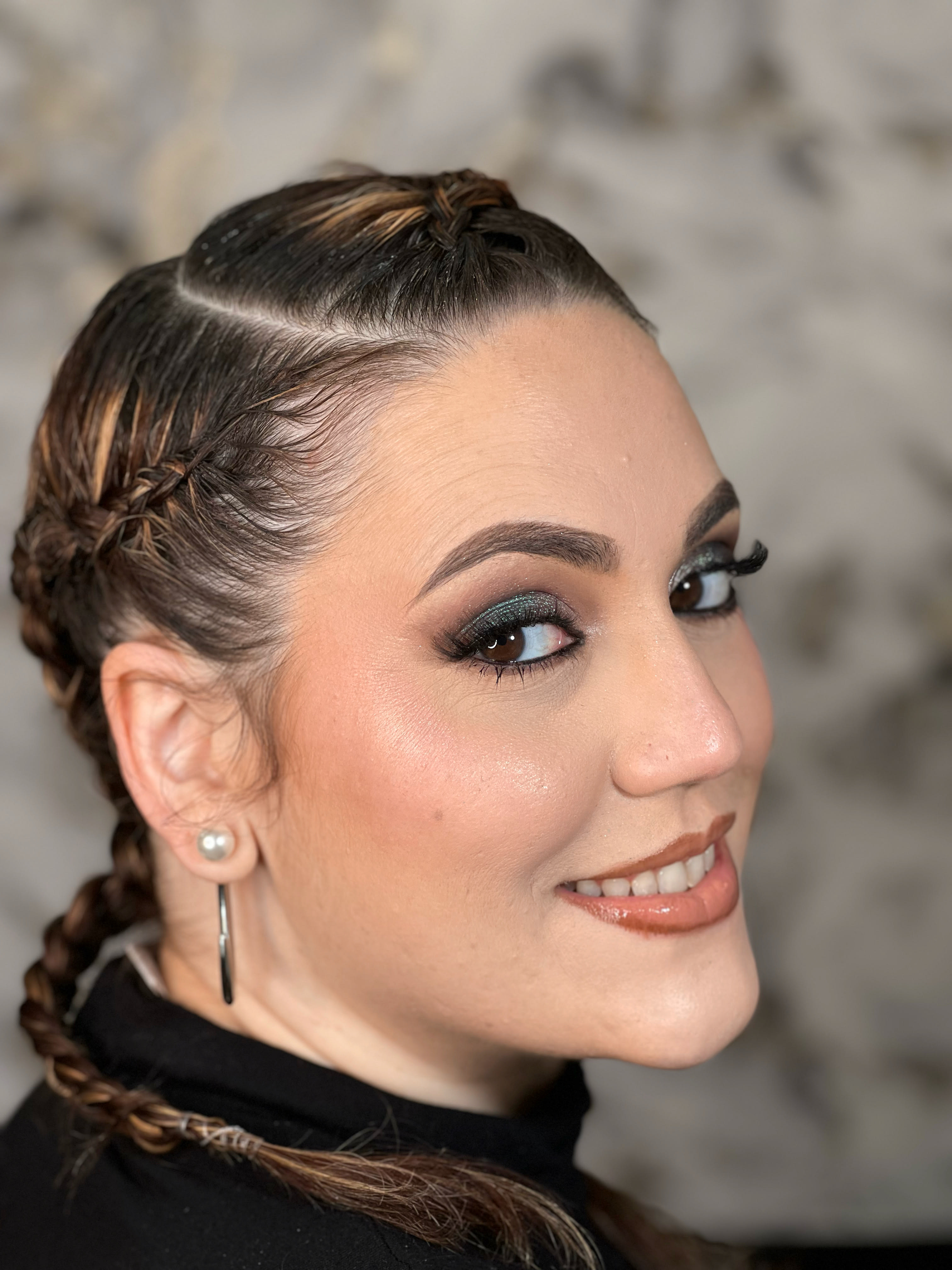 Makeup by Dolly