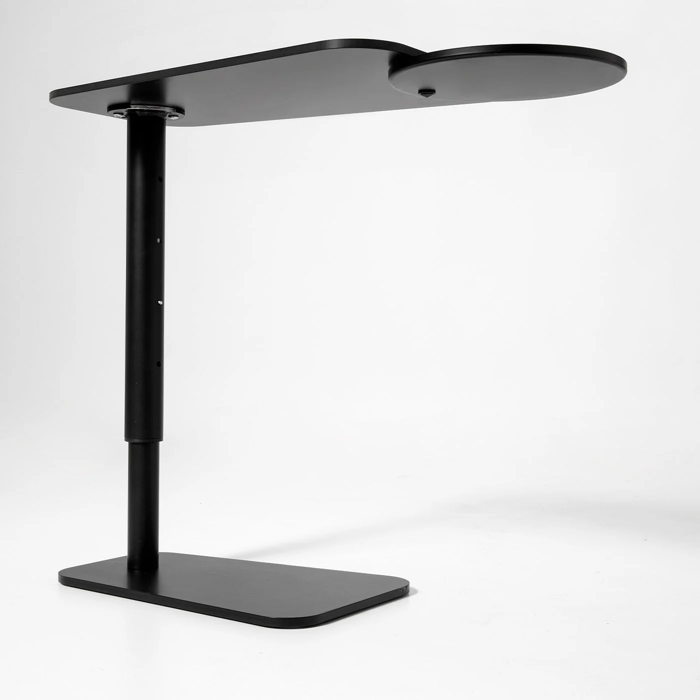 0130 Jens Black Side Table By Massimo Broglio