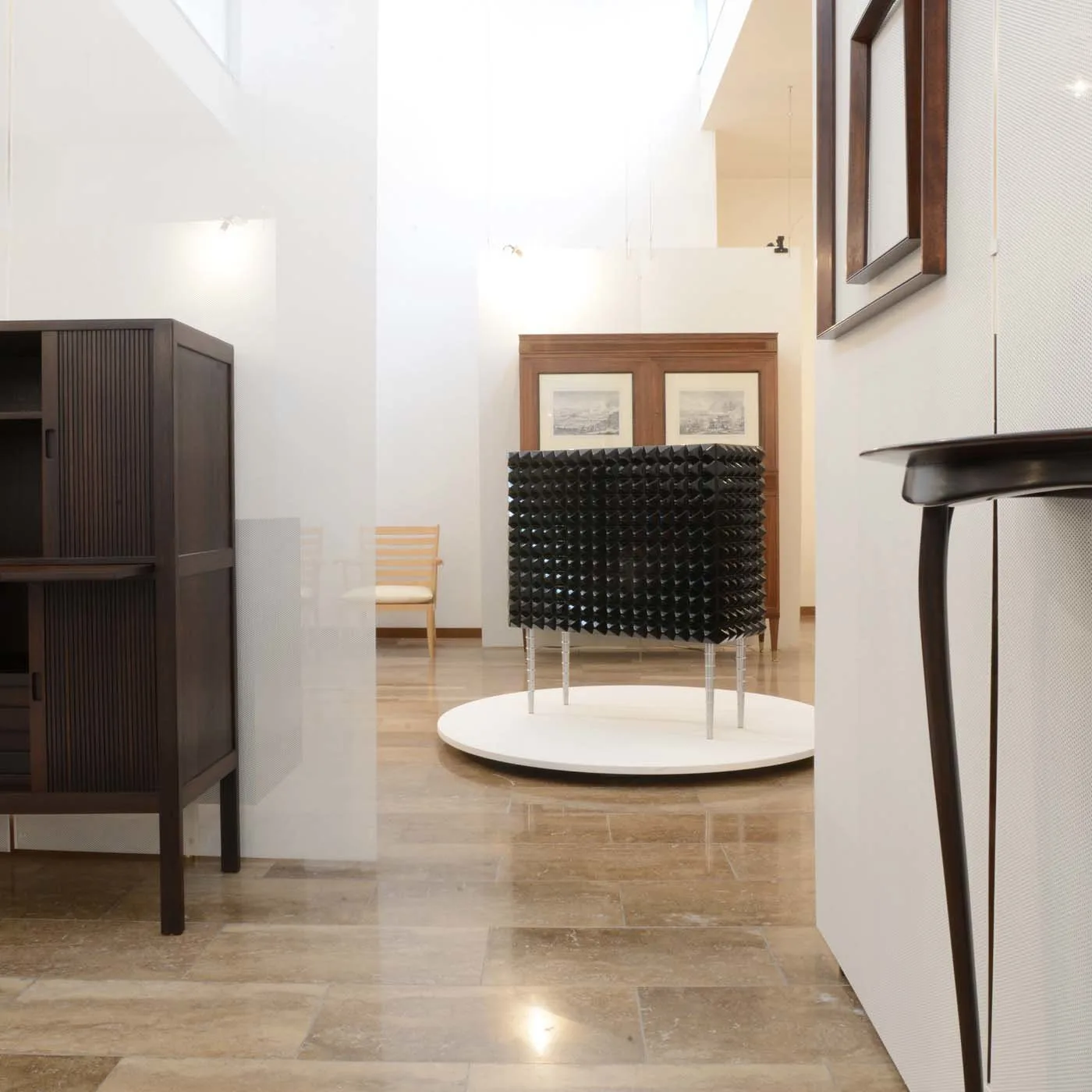 1940 Black Lacquered Cabinet by Paolo Buffa