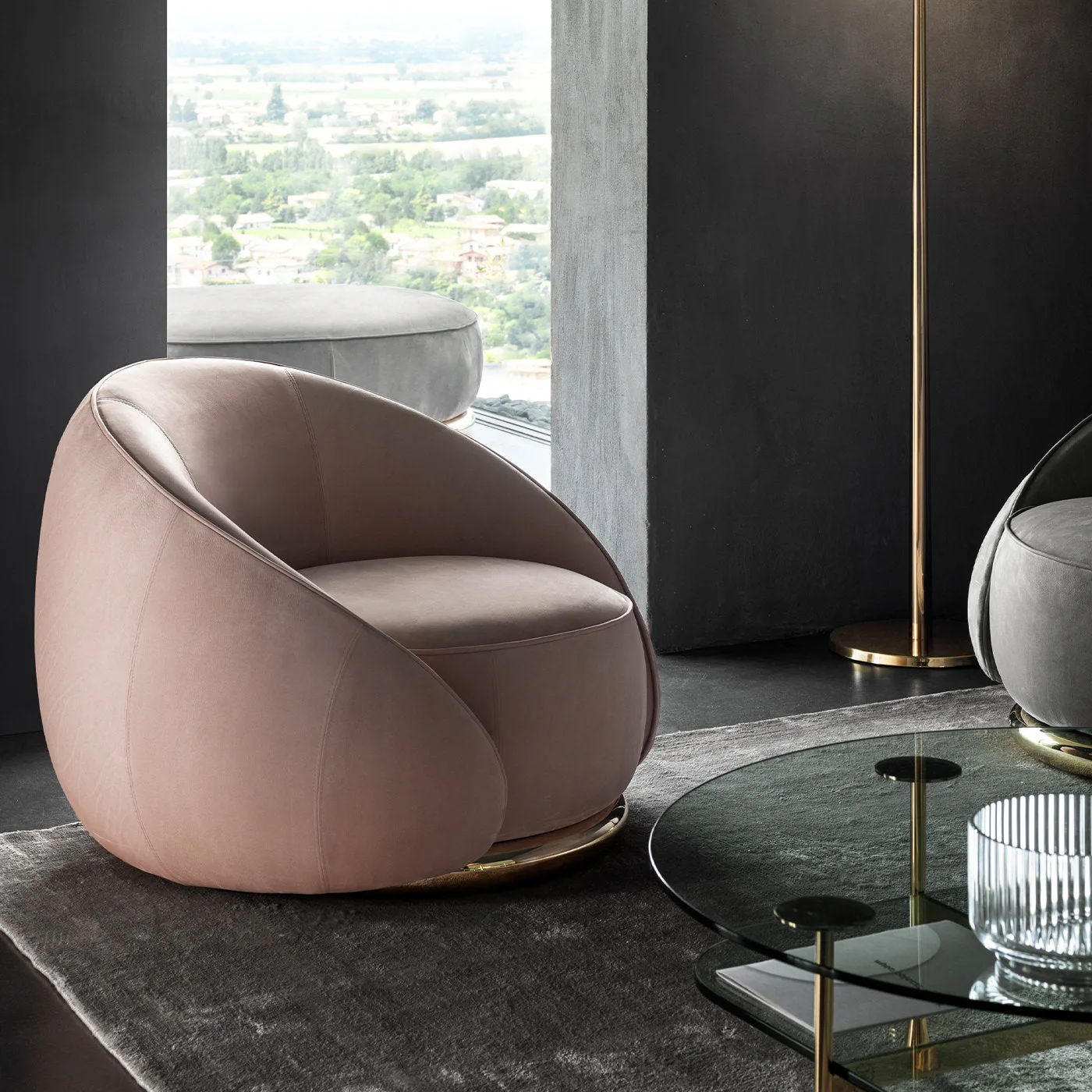 Abbracci Pink Armchair