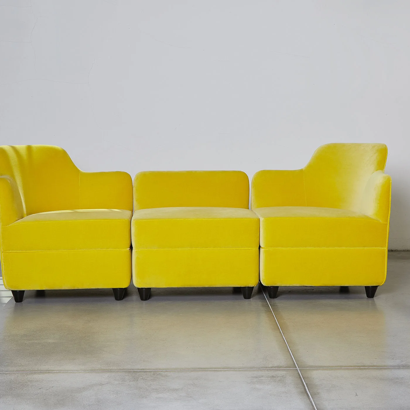 Angolo Yellow Pouf With Backrest By Corrado Corradi Dell acqua