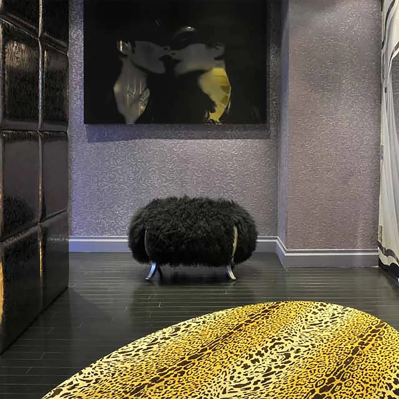 Bague Mongolia Pouf By Carlo Rampazzi