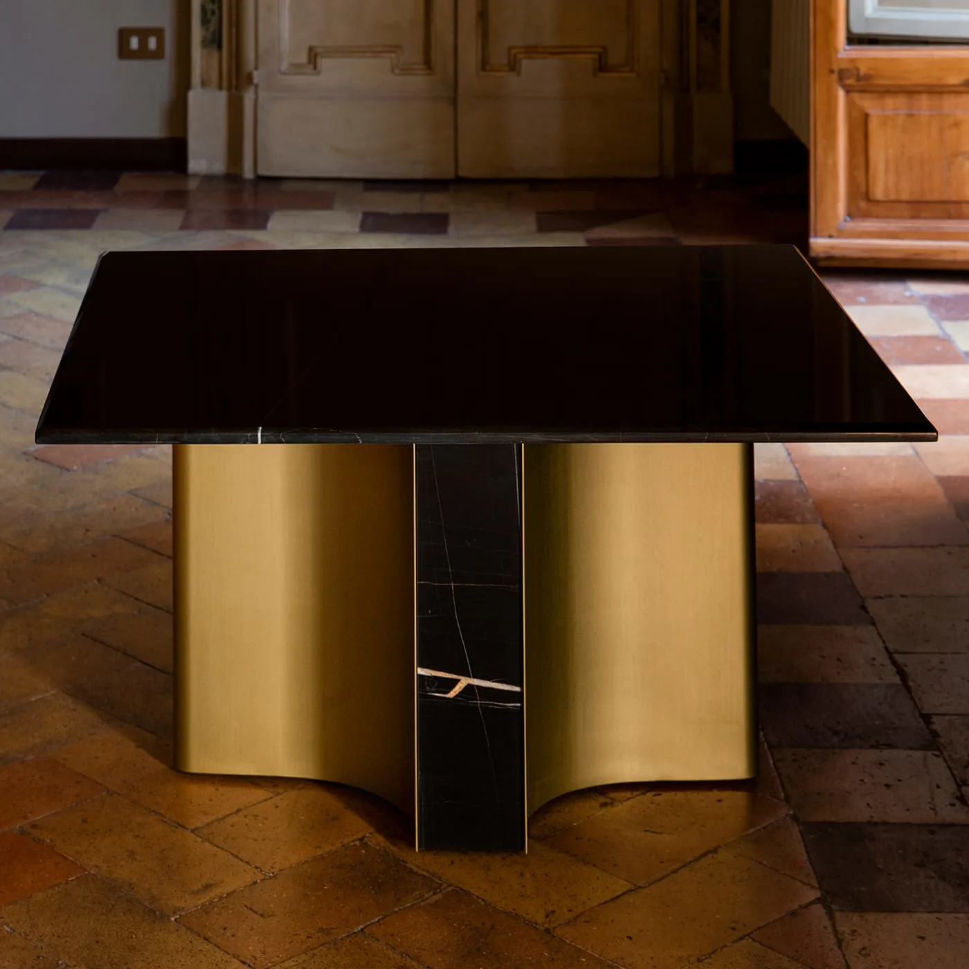 Barso Q Sahara Noir Marble Coffee Table