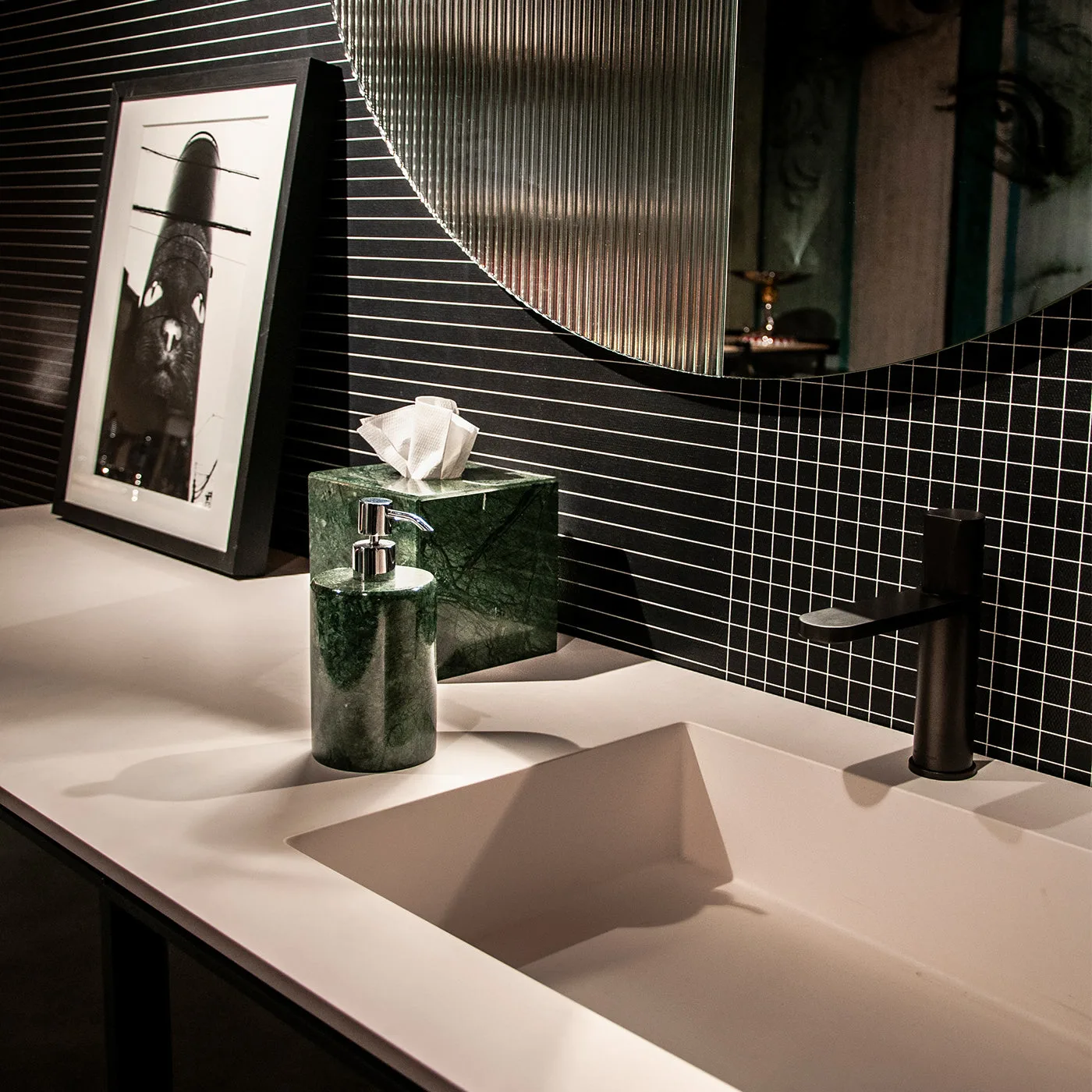 Bathroom Set In Green Guatemala Marble