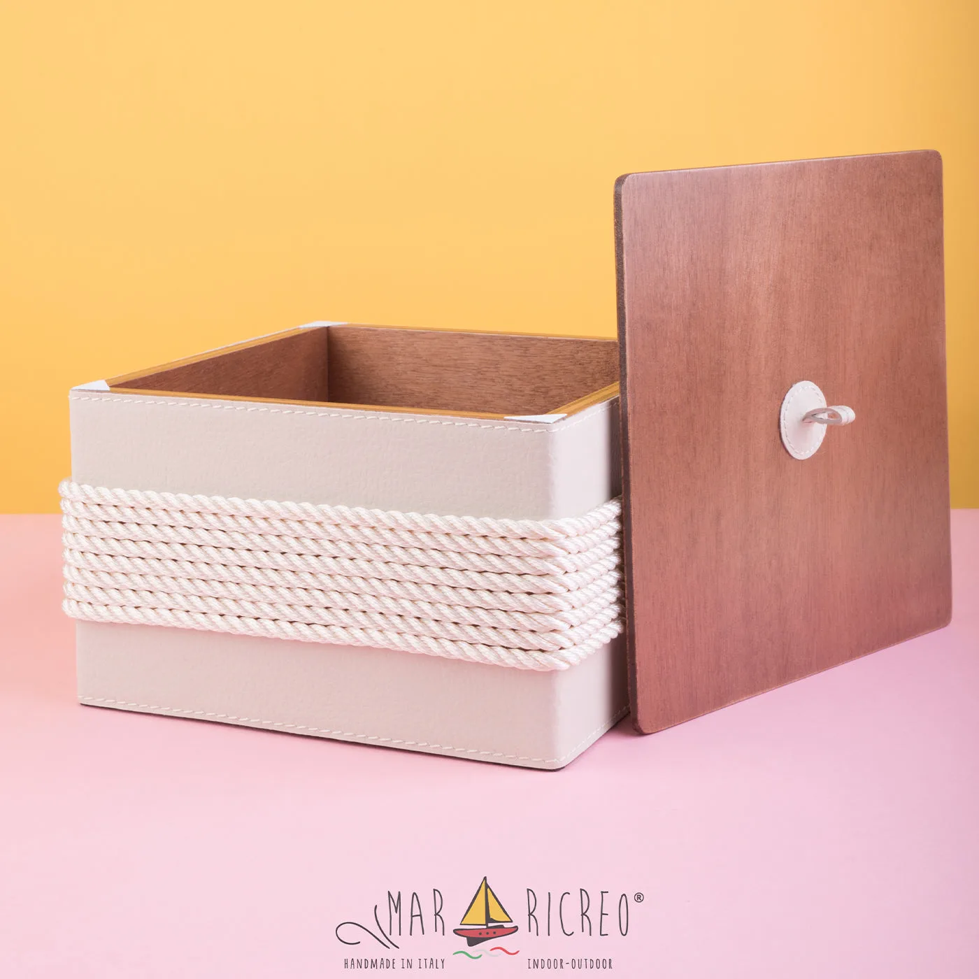 Box With Rope And Cream Eco-Leather Inserts