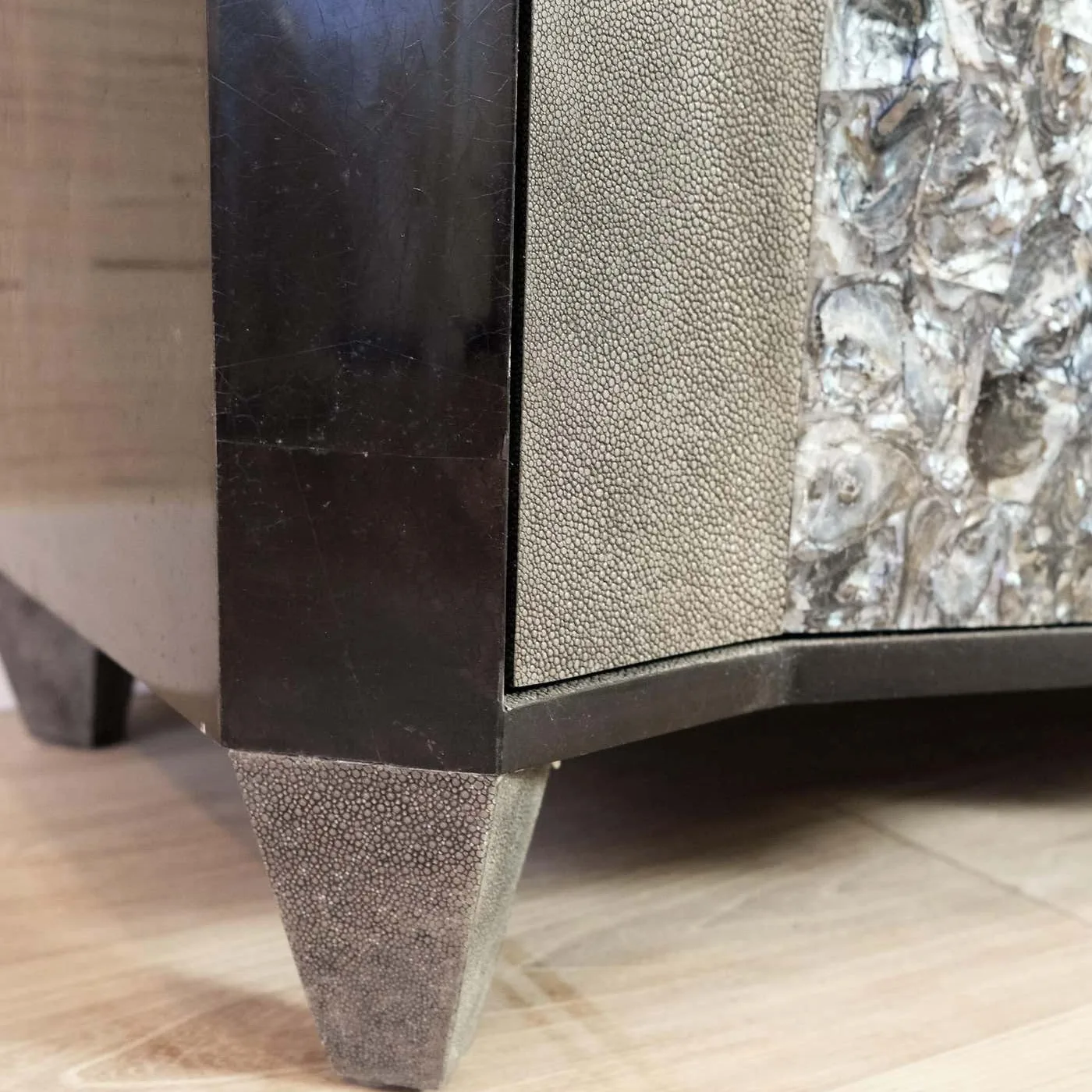 Chest of Drawers In Black & Grey Marquetry