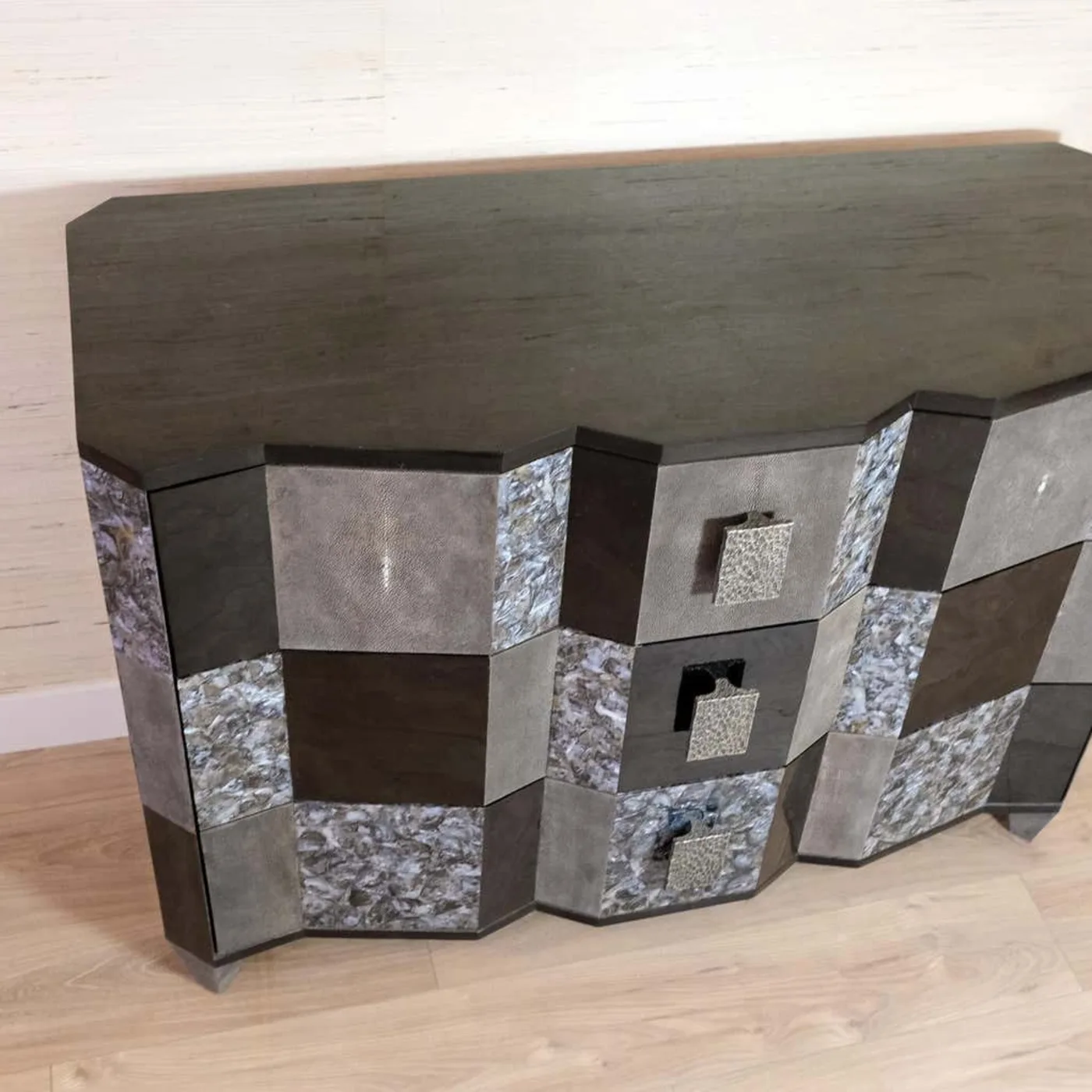 Chest of Drawers In Black & Grey Marquetry
