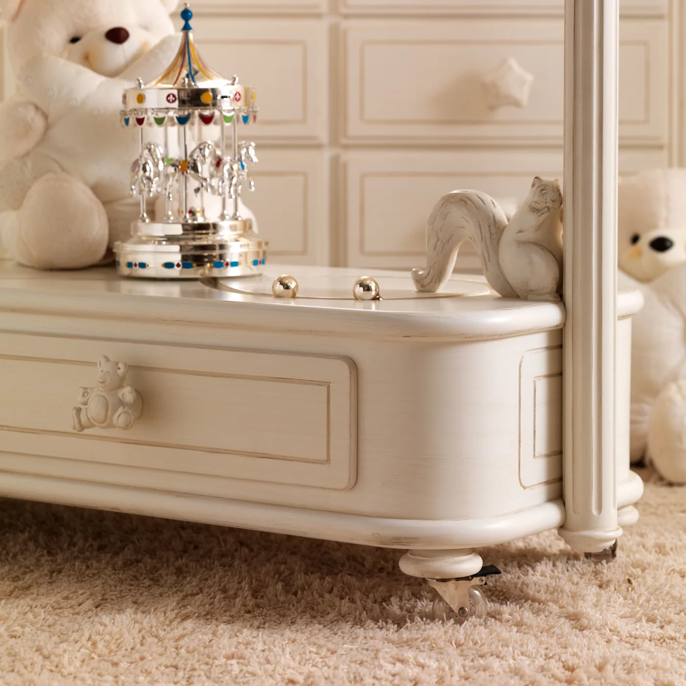 Clothes Hanger With Drawers