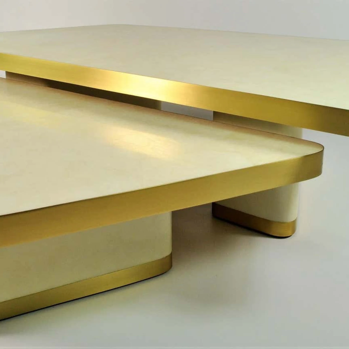 Coffee Tables Vela In Rock Crystal & Brass