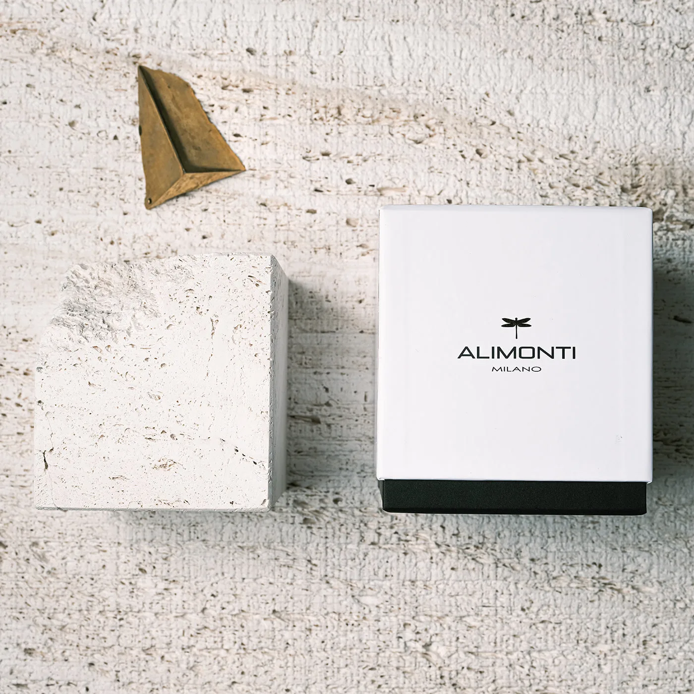 Colpo Da Maestro Fusione Large Travertine Sculpture