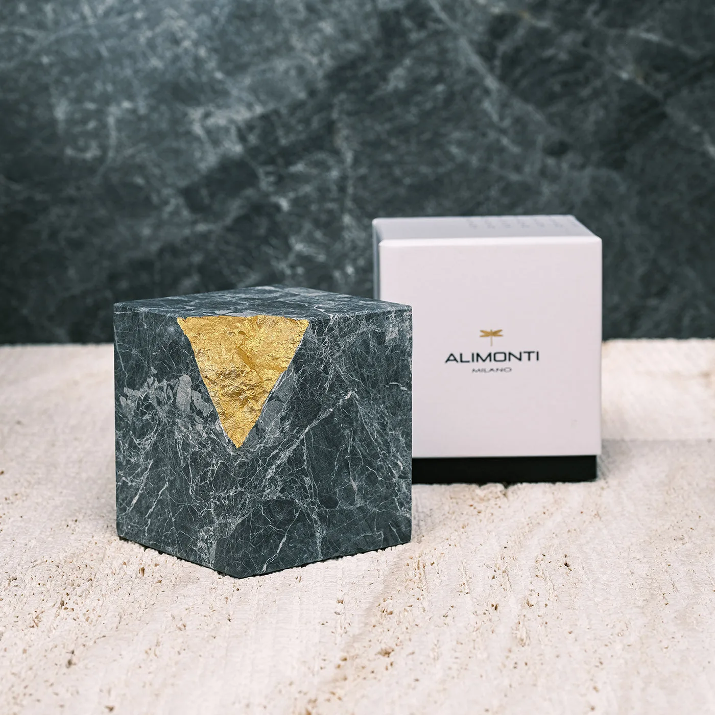 Colpo Da Maestro Gold Leaf Argento Marble Sculpture