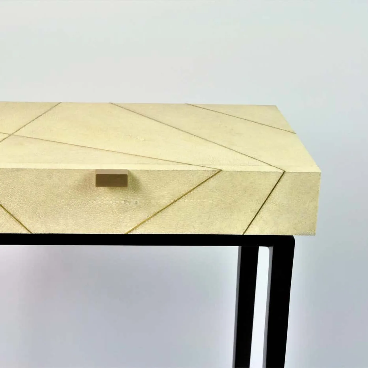 Console Table Radius