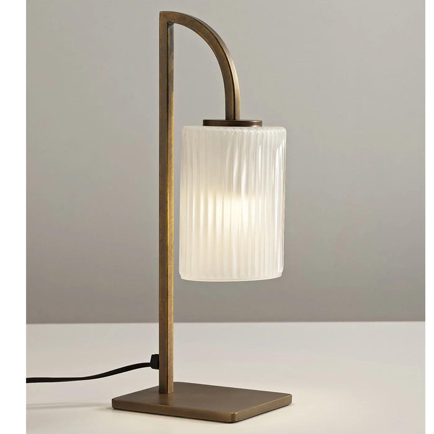 Cuspide White Glass Table Lamp