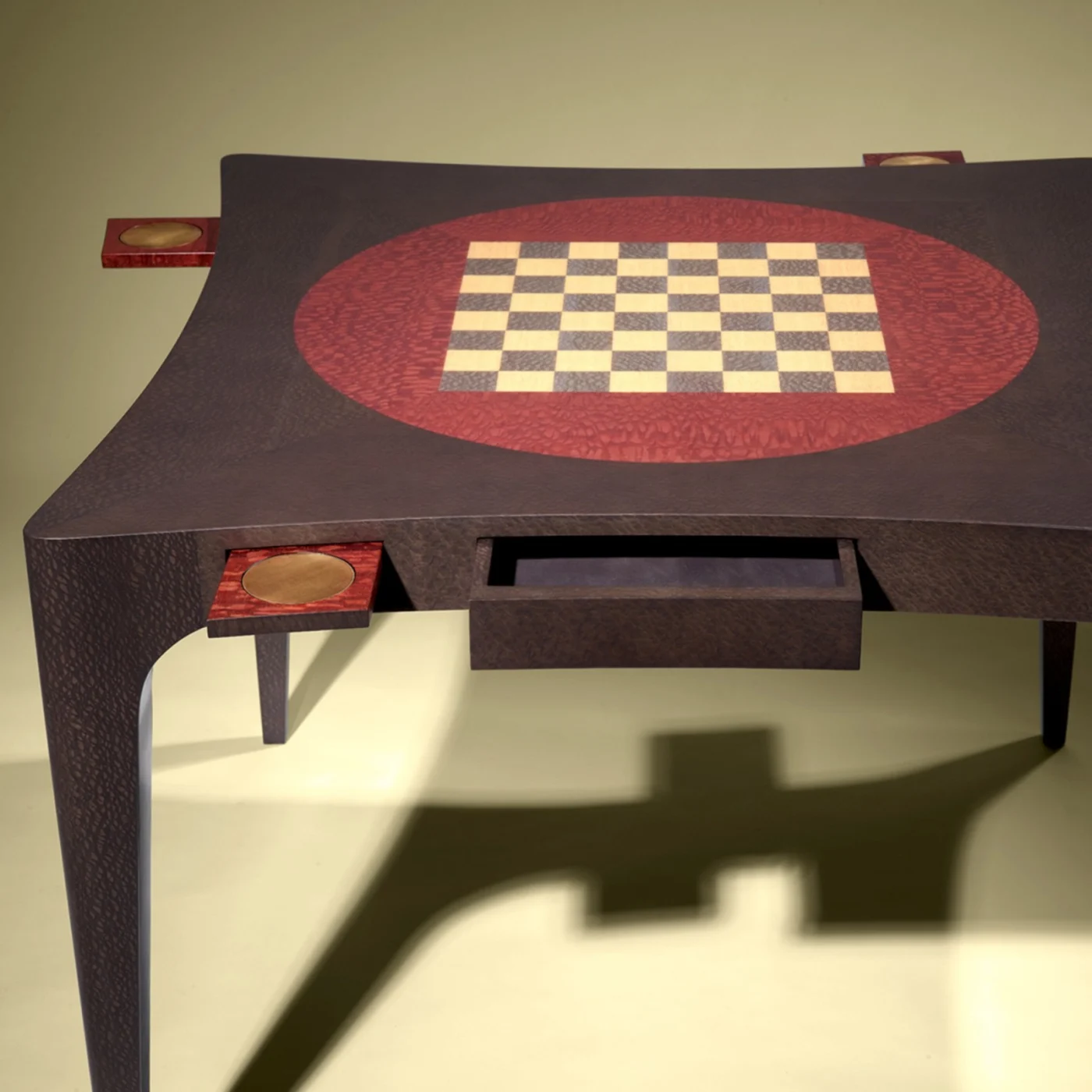 Dama Card Table
