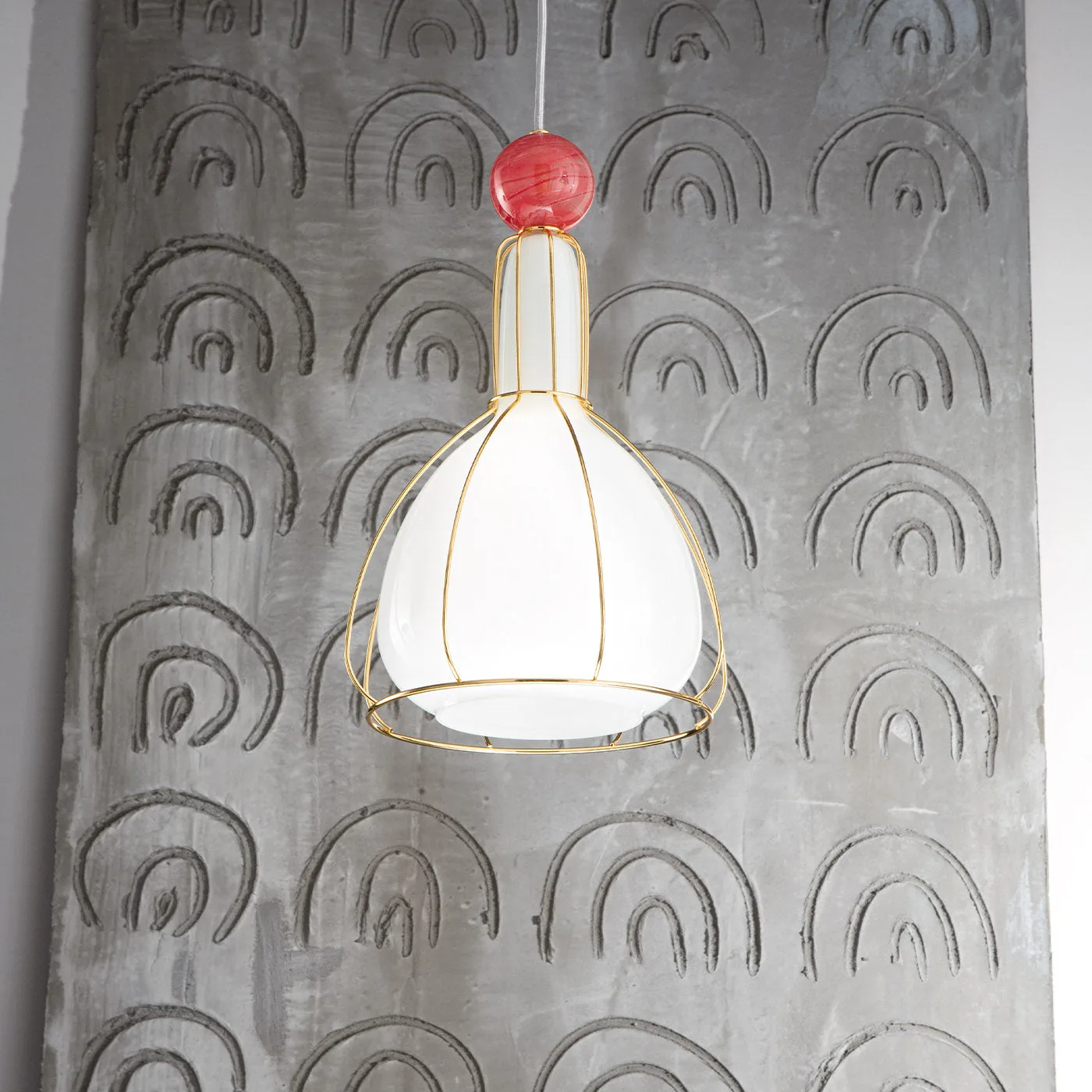 Dama White & Gold Pendant Lamp
