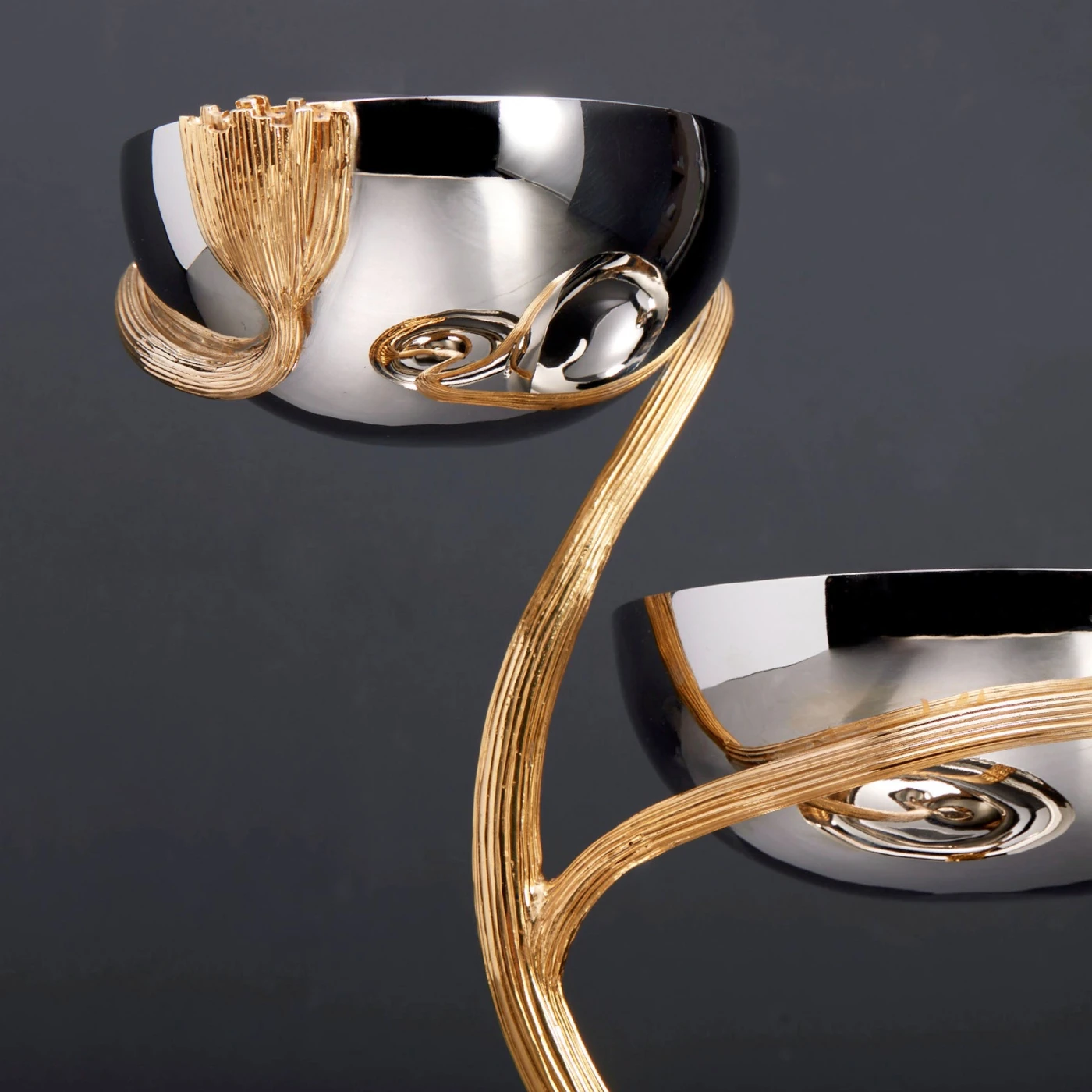 Deco Leaves 3 Tier Server Medium