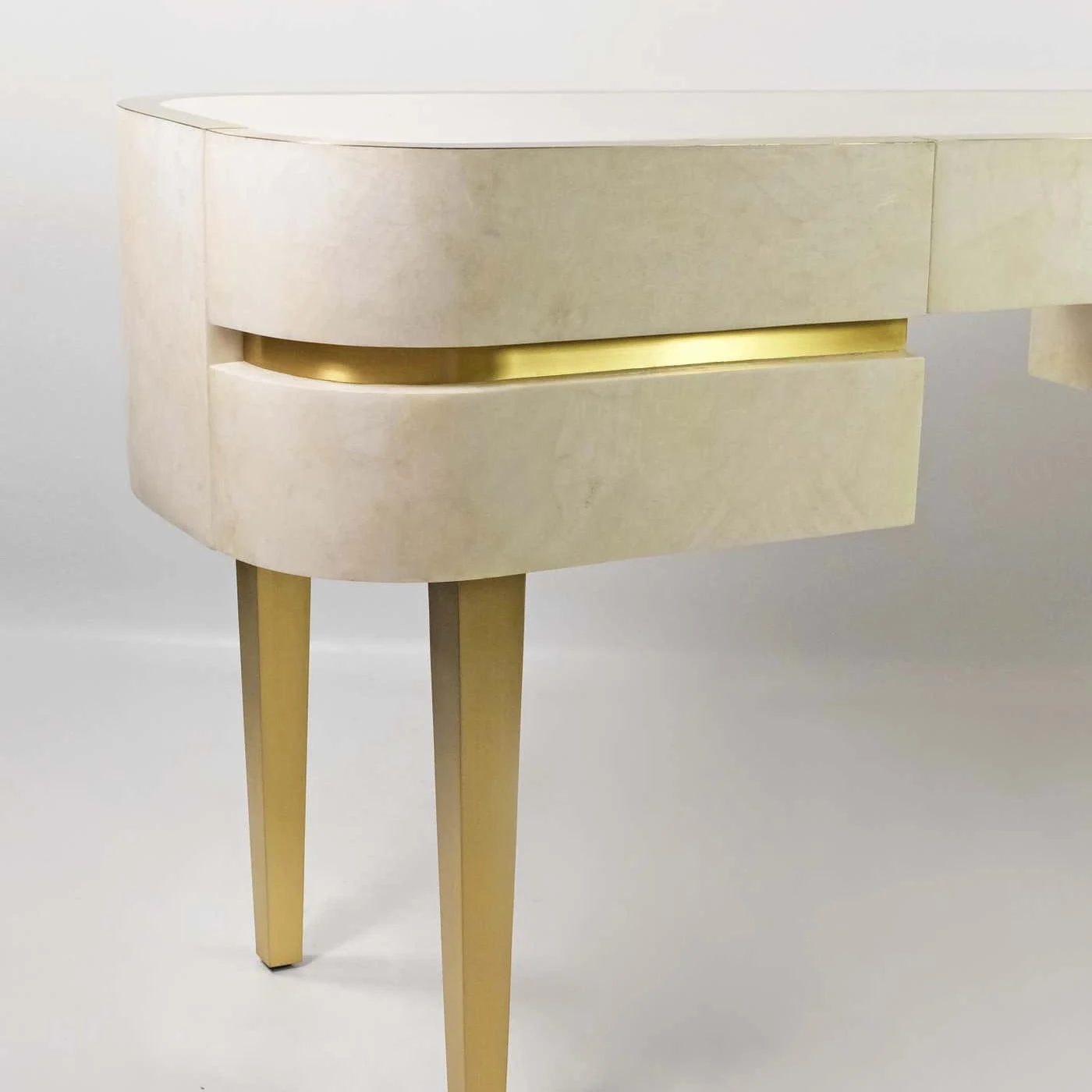 Dressing Table In White Rock Crystal & Brass