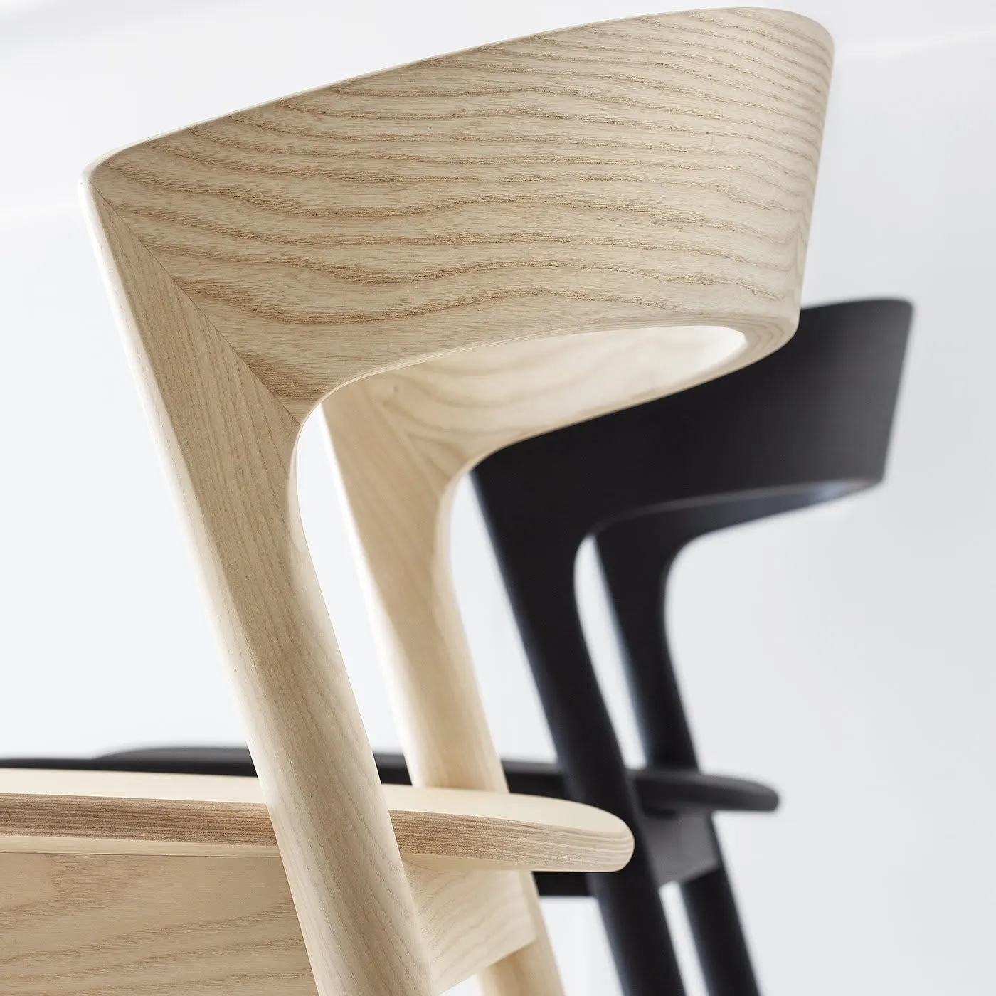 Edith Le White Chair By Massimo Broglio