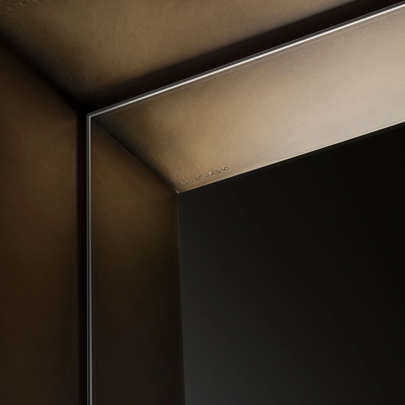 Frame Mirror by Antonella Tesei