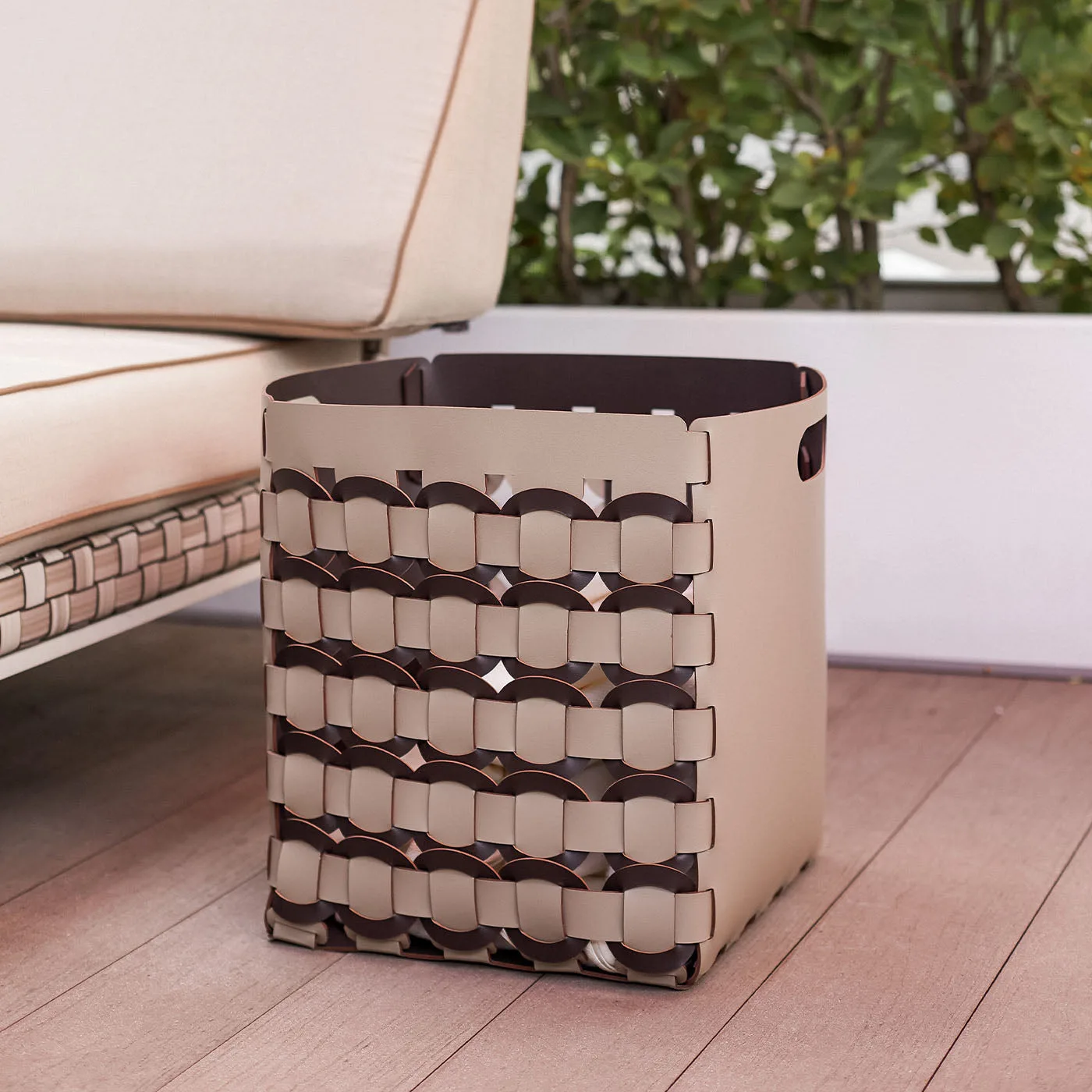 Geometria Cappuccino & Chocolate Leather Basket