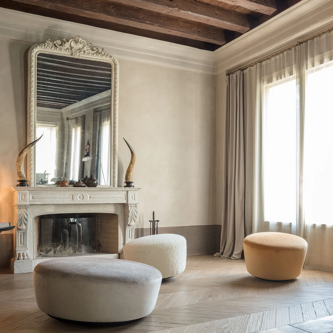 Gigio & Gigione Orange Pouf by Romani Saccani