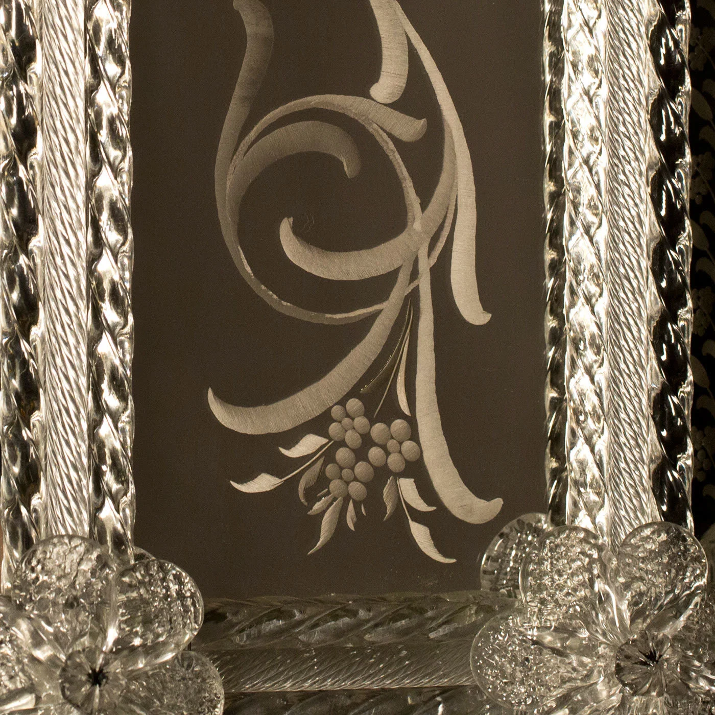 Inciso Venetian Glass Mirror