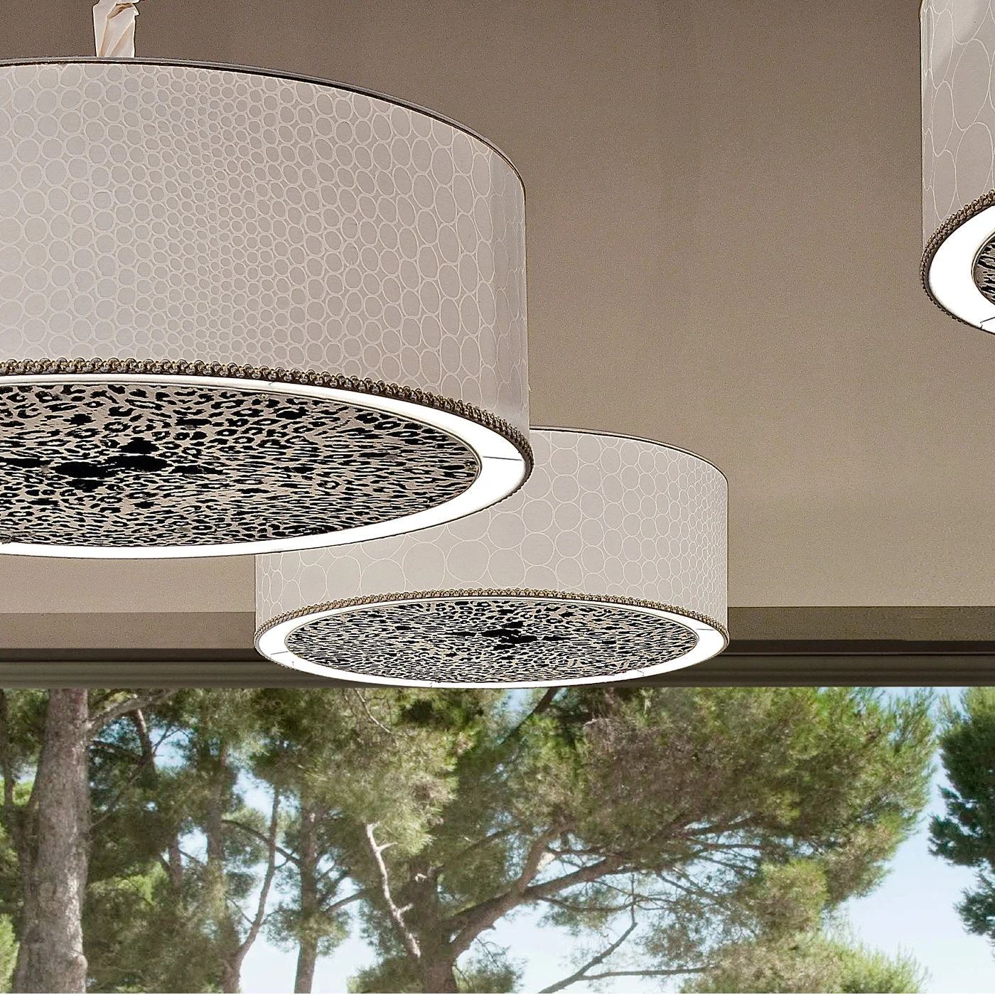 JL 100 Pendant Light with Horizontal Shade