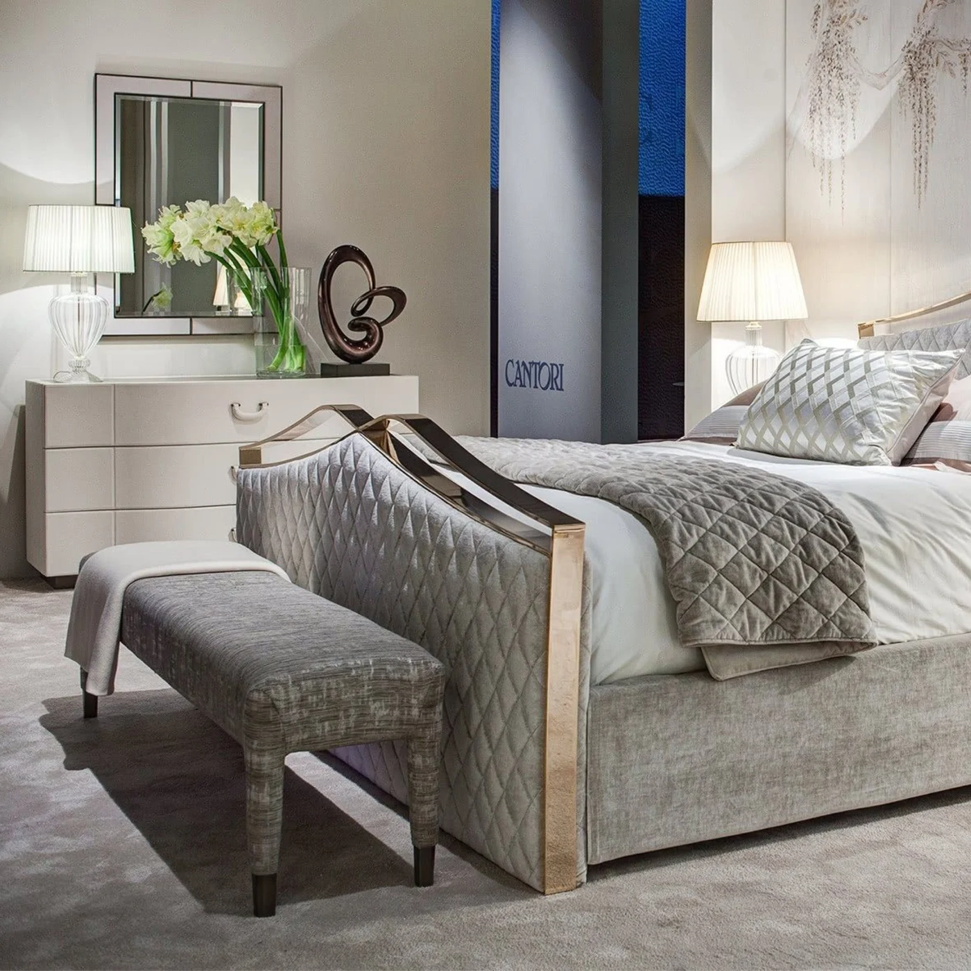 Liz Upholstered Velvet Bench