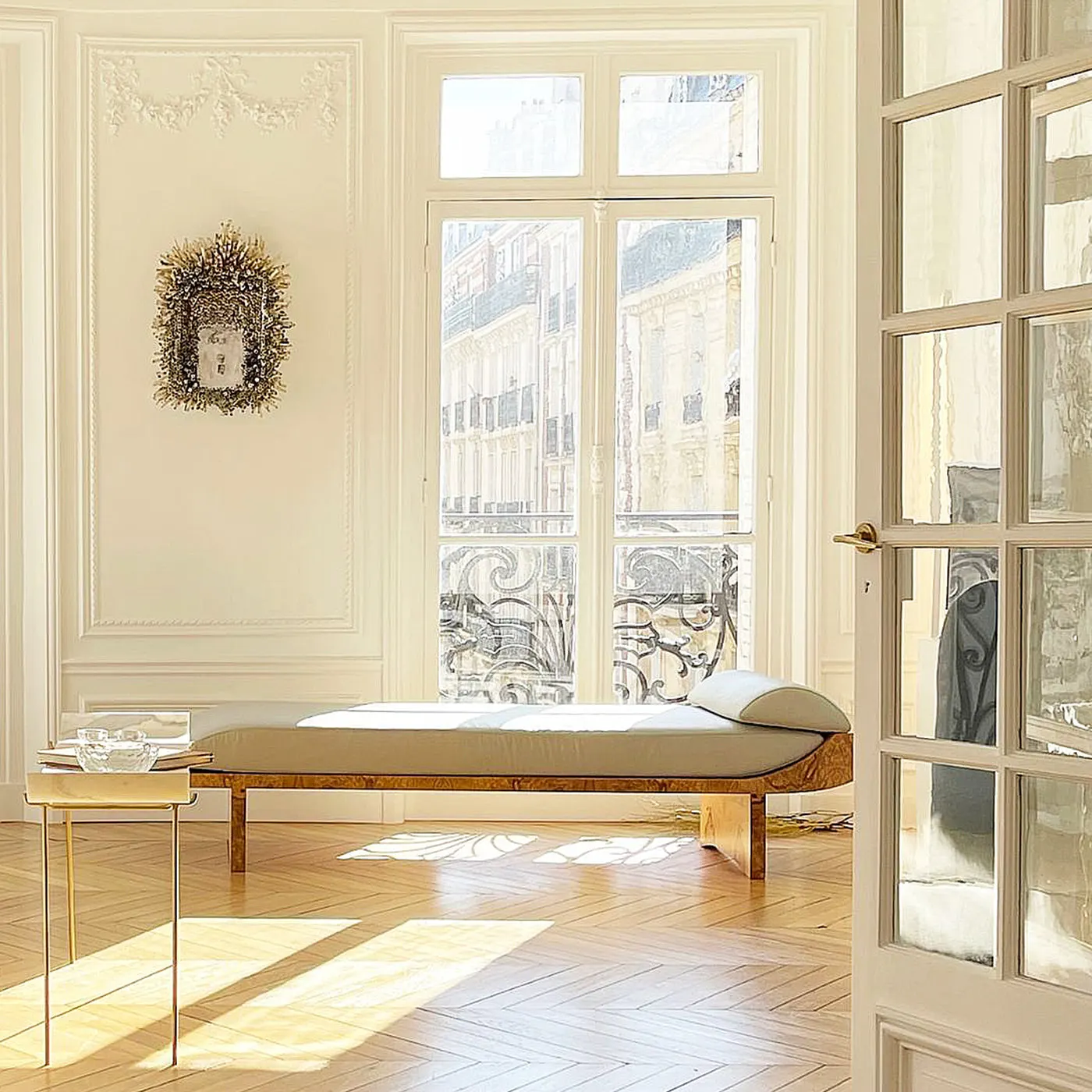 Lunabed Olive Briar Dormeuse by Brigitte Legeandre