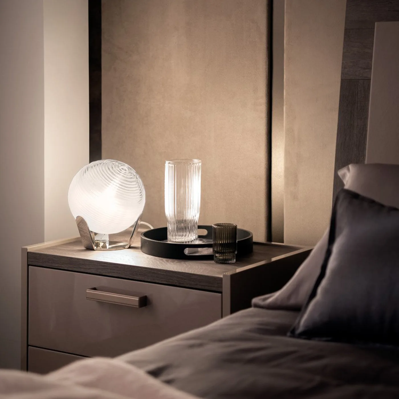 Maestro Small Table Lamp