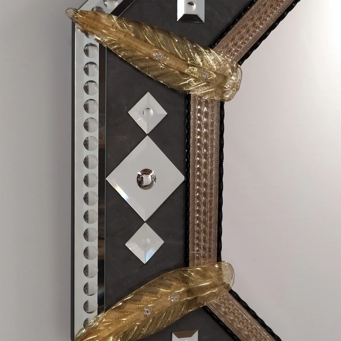 Marte Murano Glass Mirror