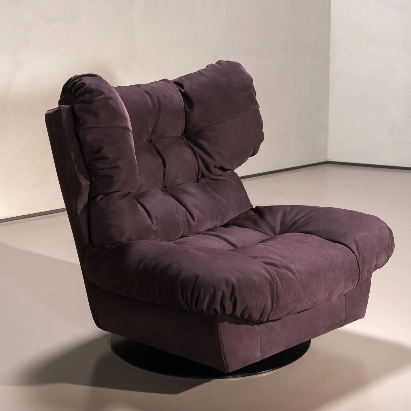 Milano Kashmir Prune Leather Chair By Paola Navone
