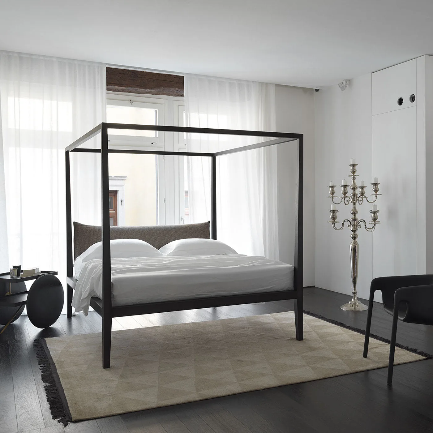 Moheli Canopy Bed By Sth