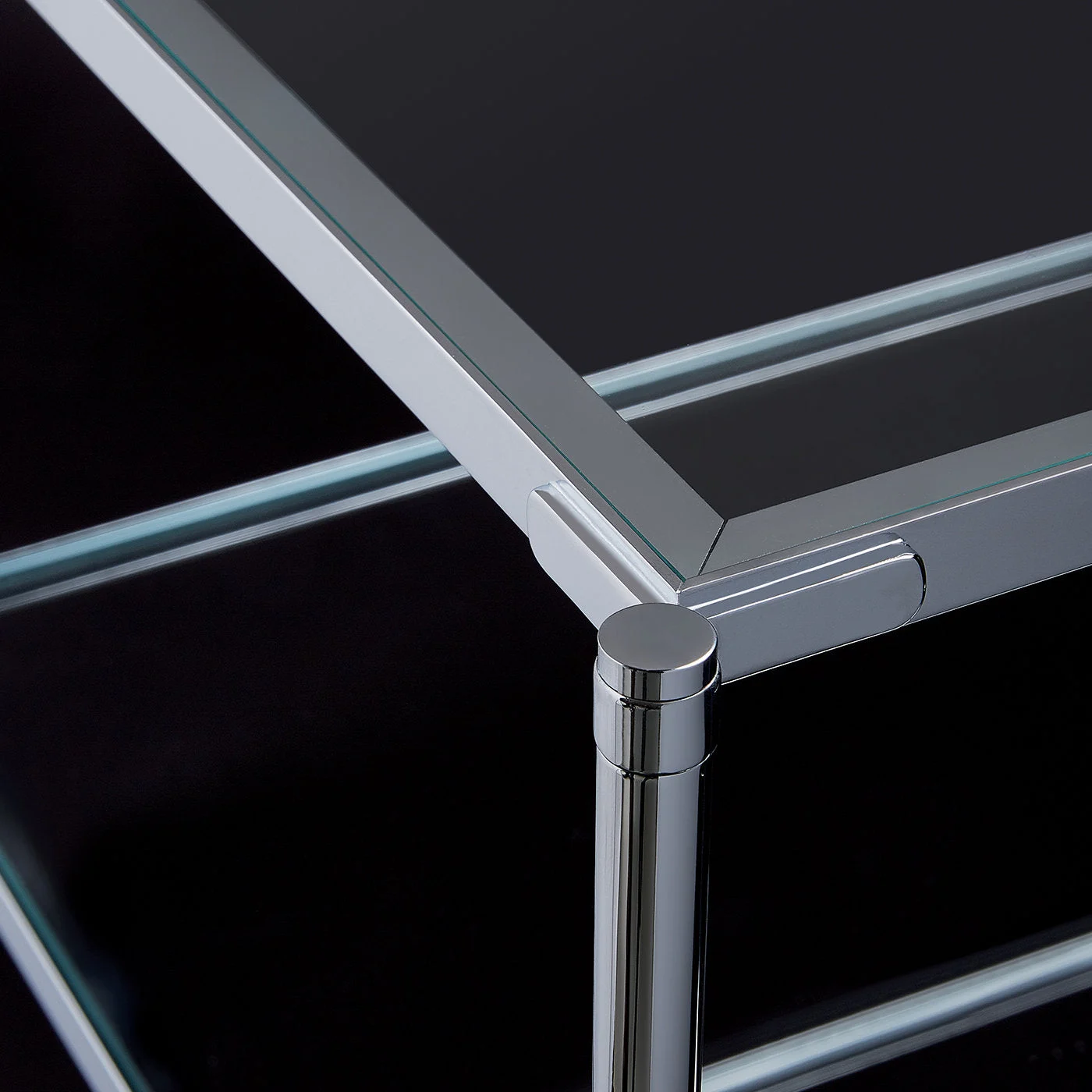 Montecarlo Tall Side Table