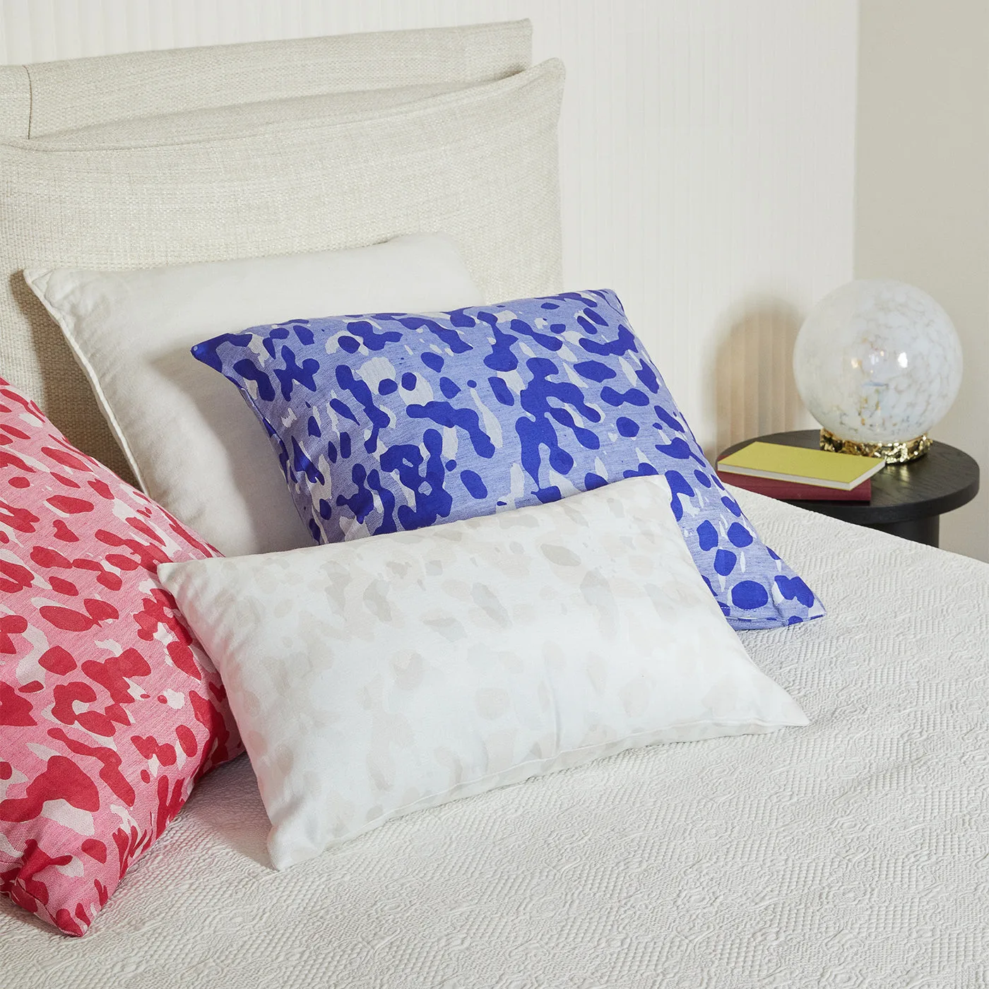 Murano Glass White Opaline Crown Lamp