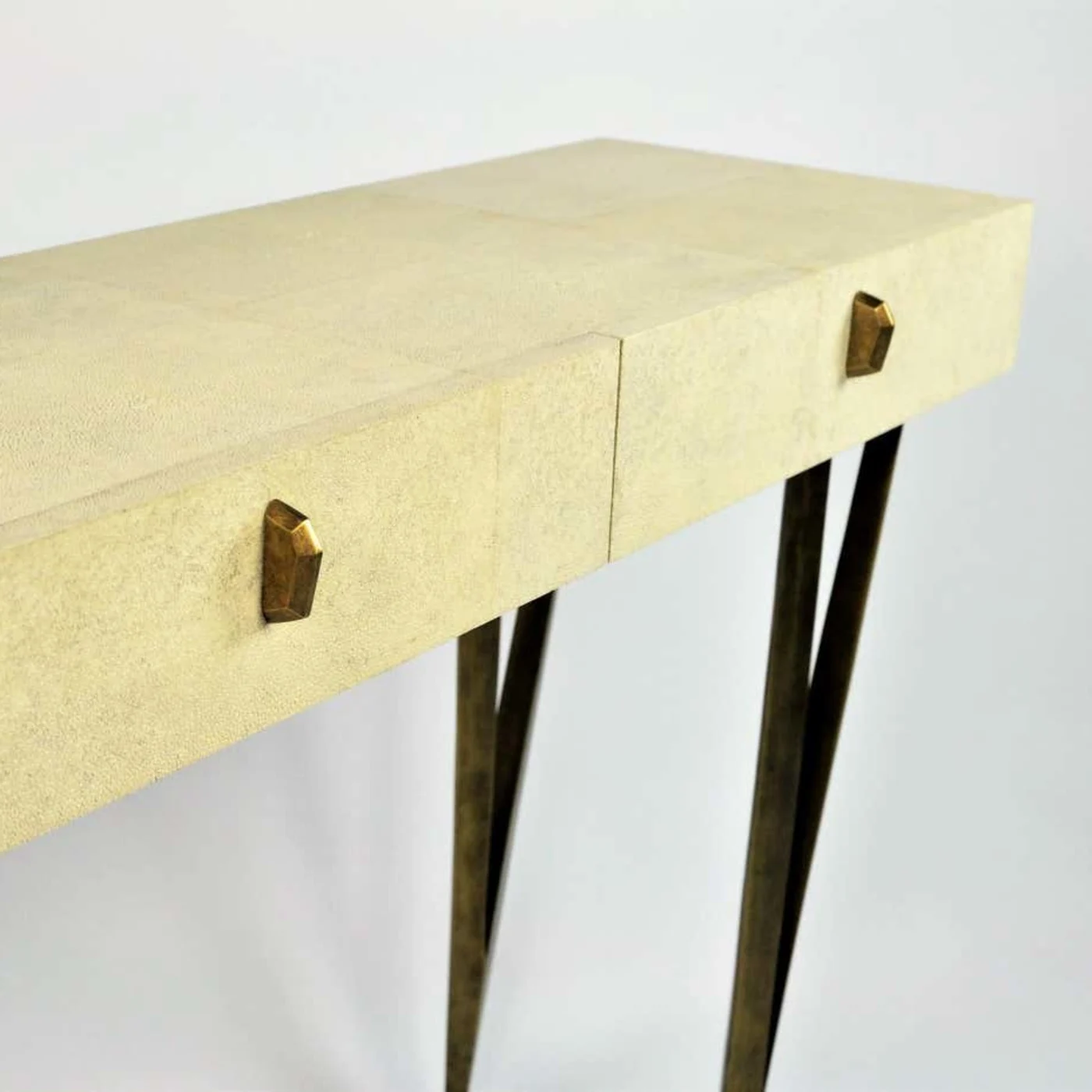 Natural Shagreen Console Table Reef With Old Brass Patina Legs