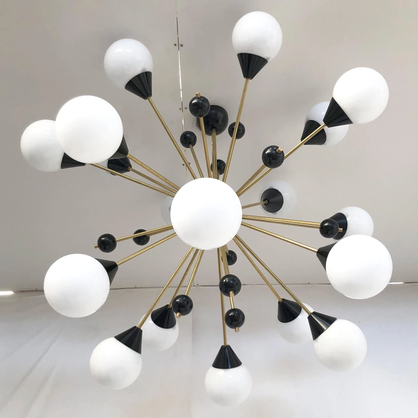 Nebula Sputnik Chandelier