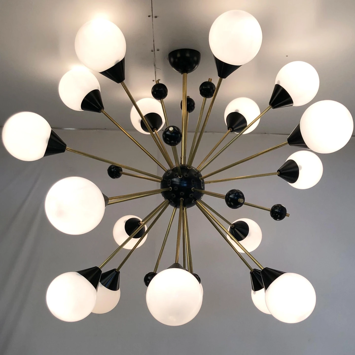 Nebula Sputnik Chandelier