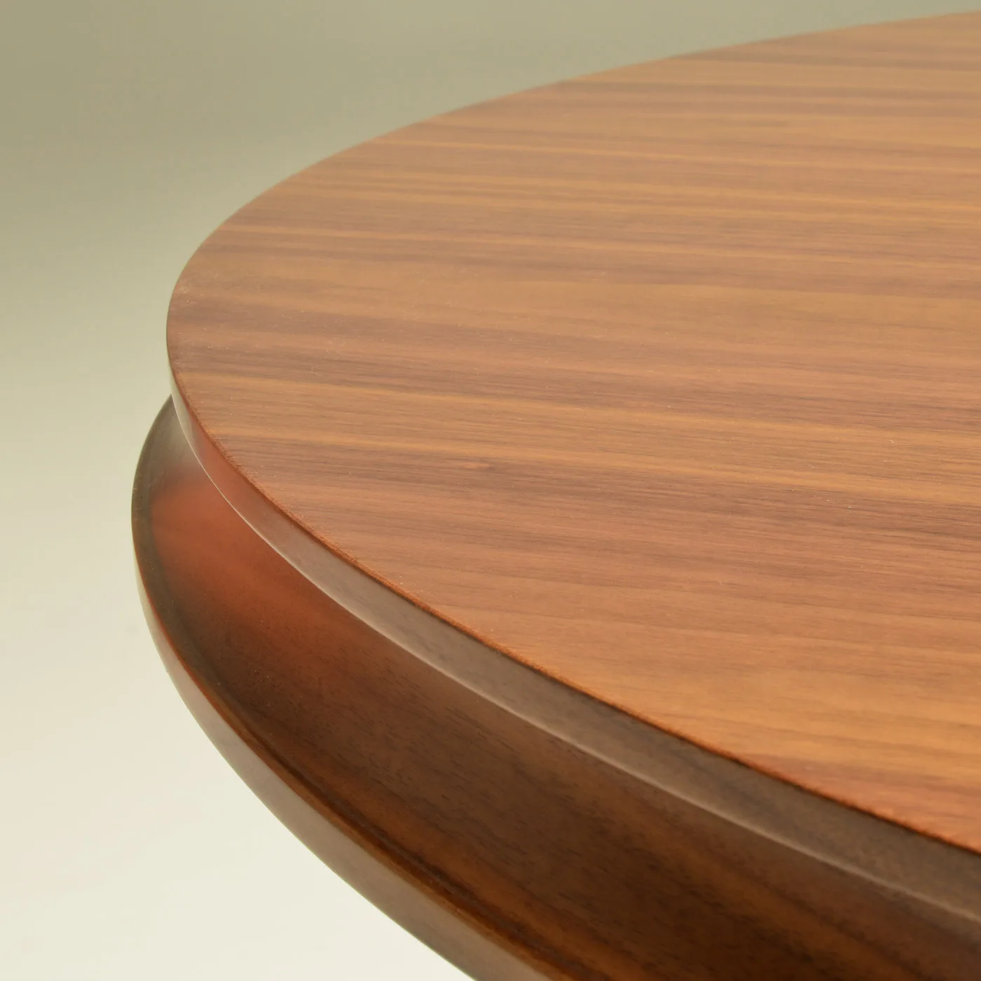 Nosh Round Dining Table