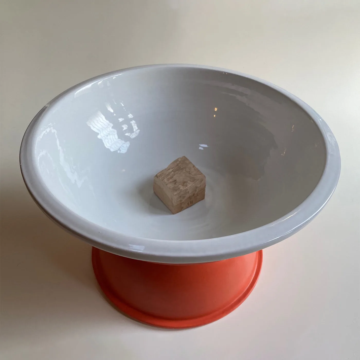 Orange Vase by Meccani Studio